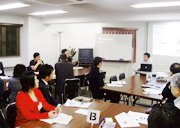人結びの場